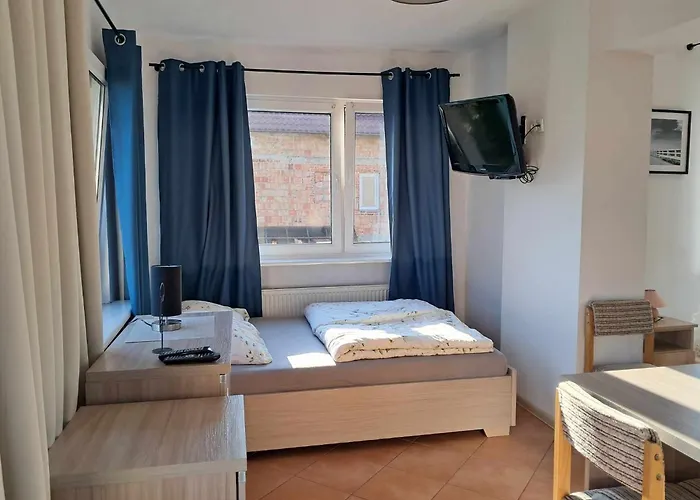 Dom Goscinny Krystyna בית הארחה